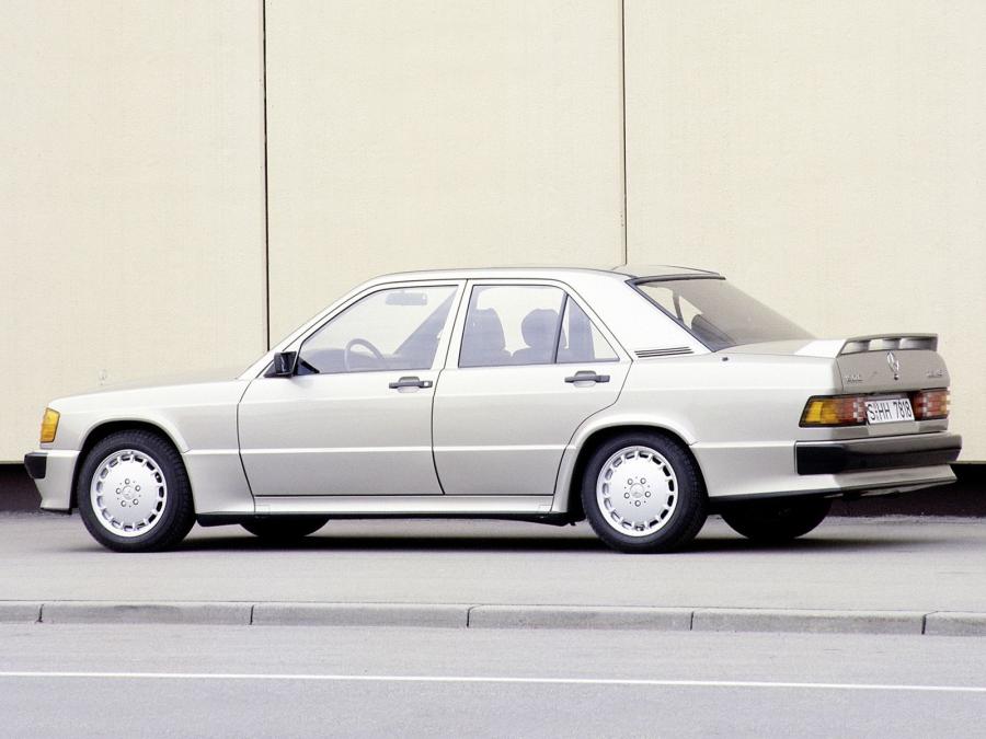 Mercedes-Benz 190 E 2.3-16 1984 года  (фото 8 из 27)